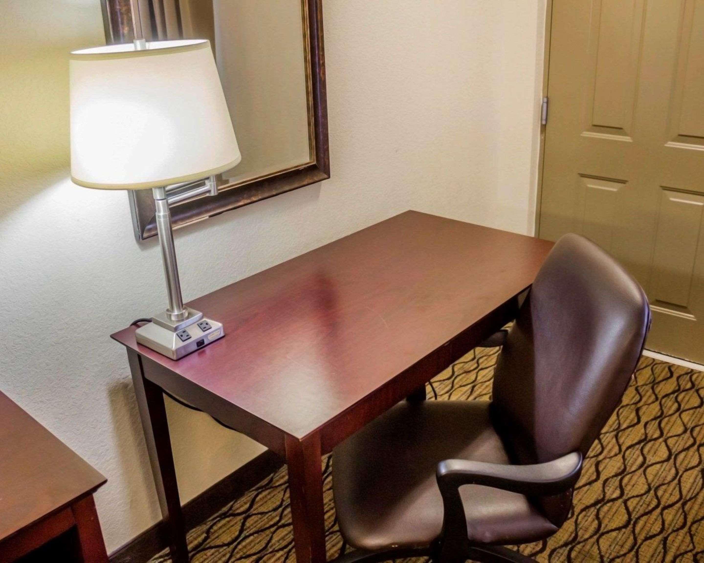 Quality Inn Waterbury Dış mekan fotoğraf