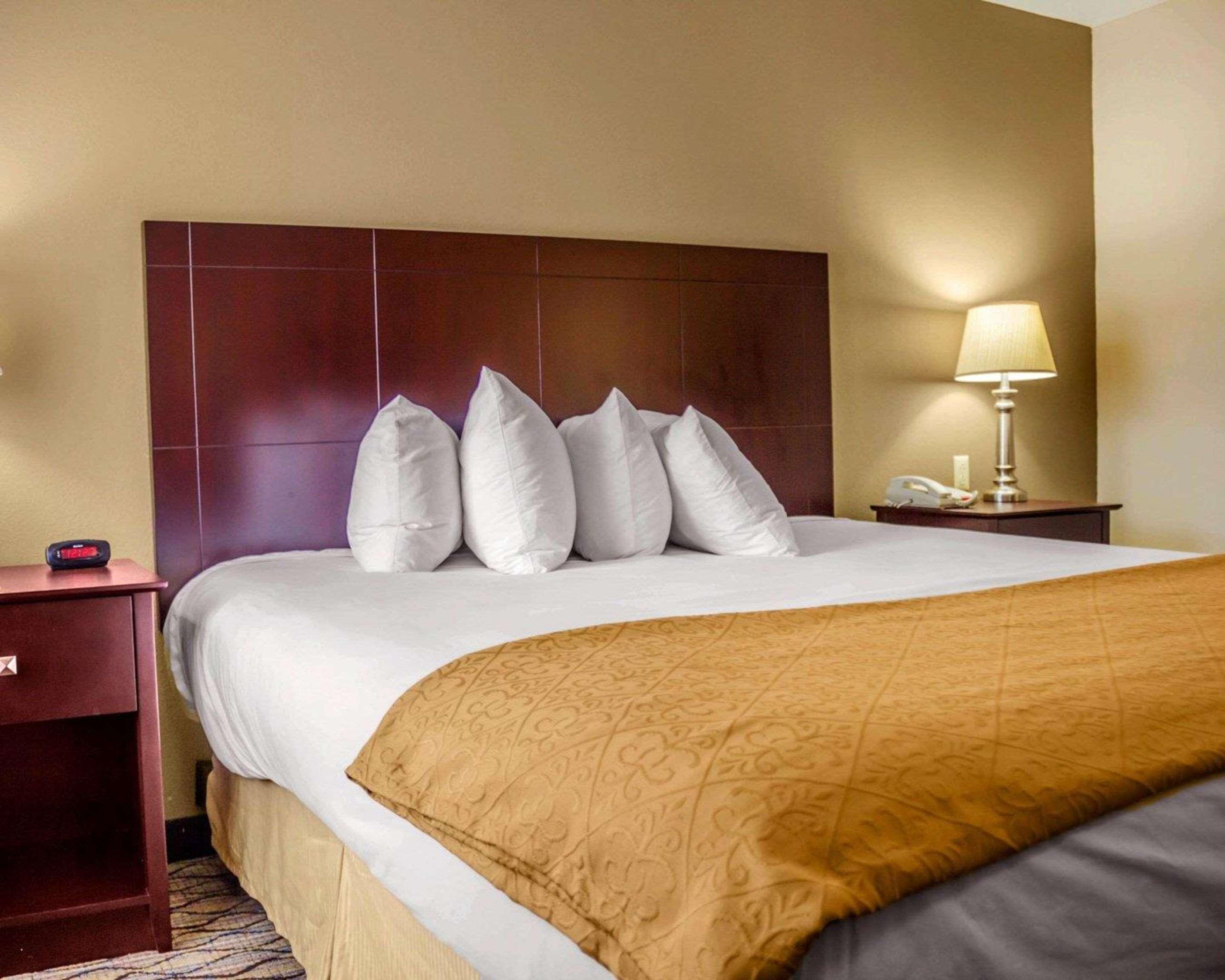 Quality Inn Waterbury Dış mekan fotoğraf