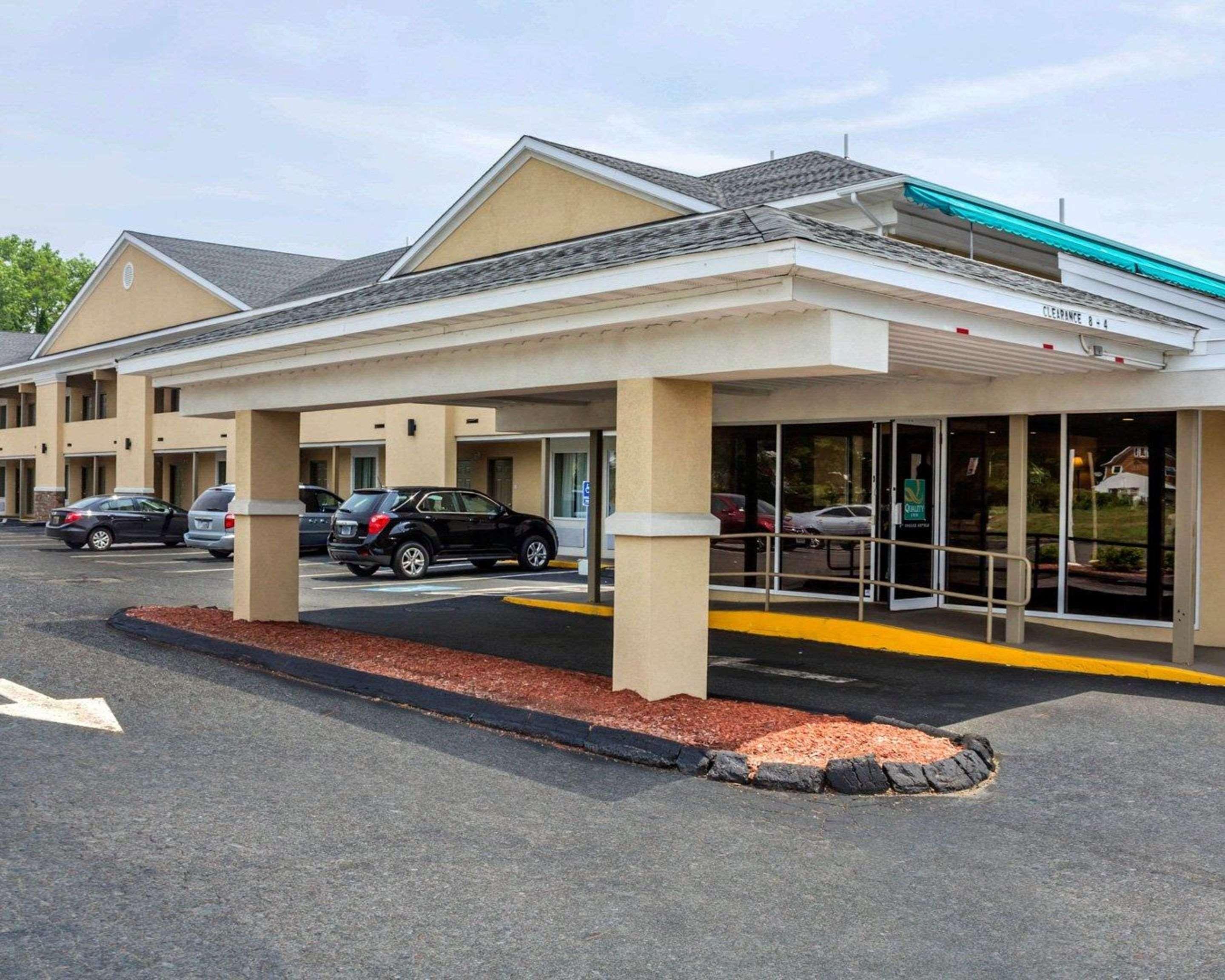 Quality Inn Waterbury Dış mekan fotoğraf
