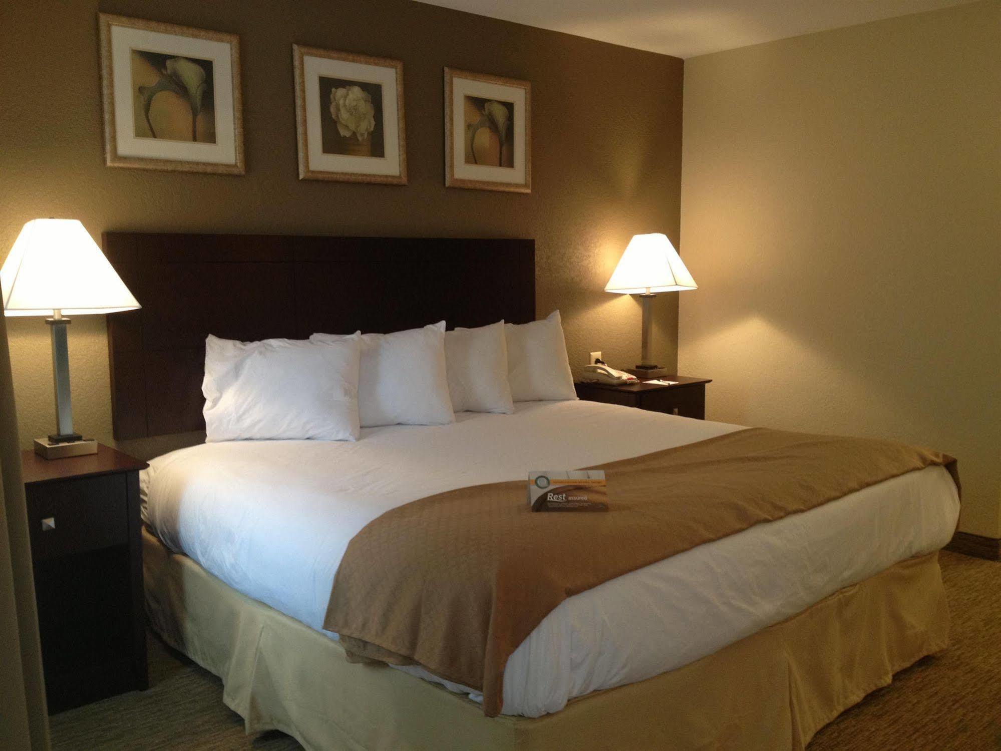 Quality Inn Waterbury Dış mekan fotoğraf