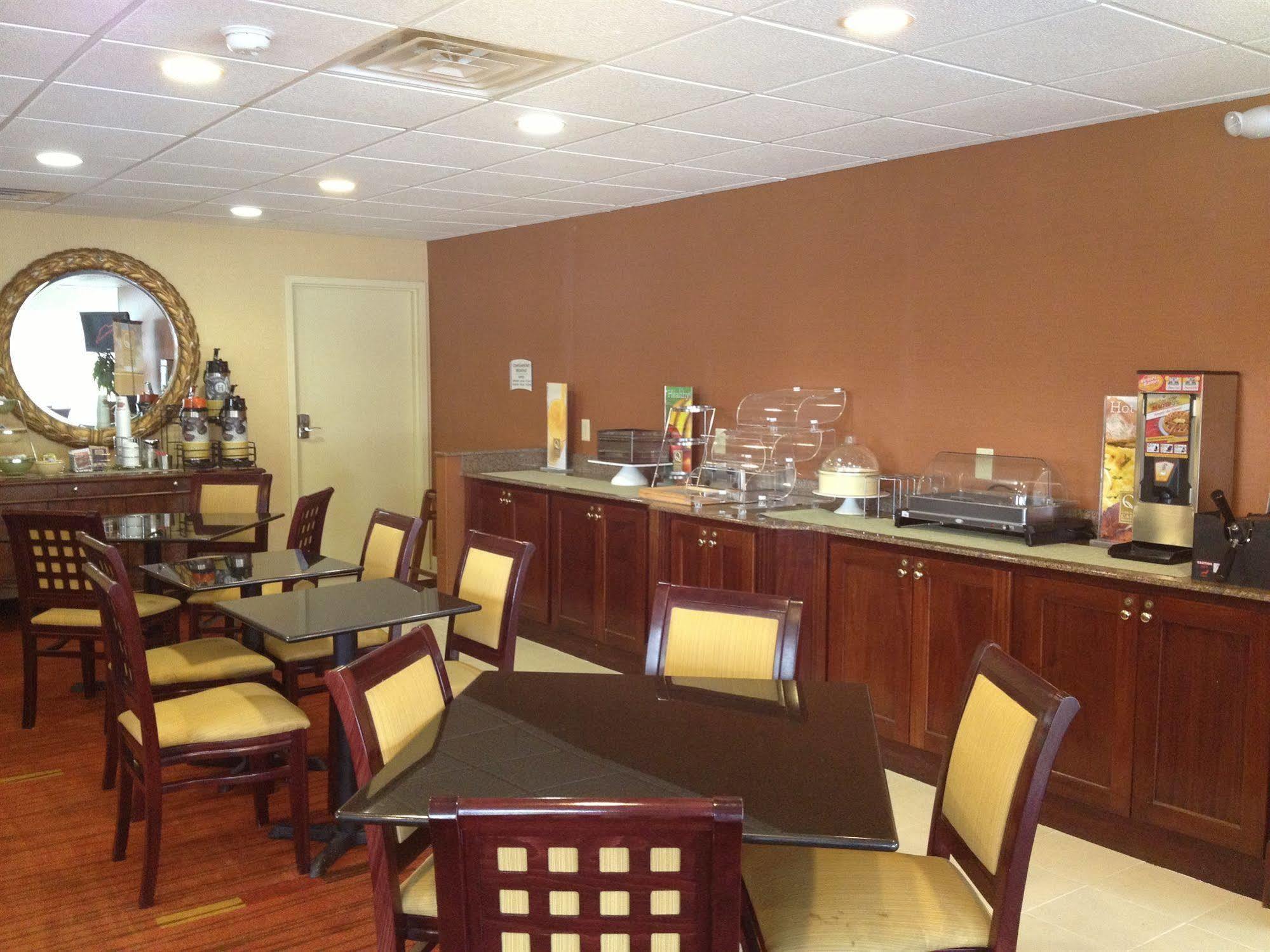 Quality Inn Waterbury Dış mekan fotoğraf